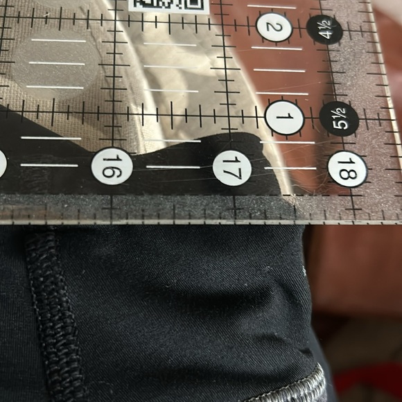 Lululemon bundle - Picture 8 of 9